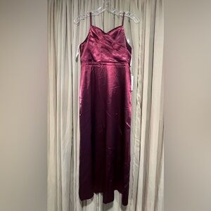 Elegant BXZ Junior Burgundy Satin Gown, Size 13 NWT
